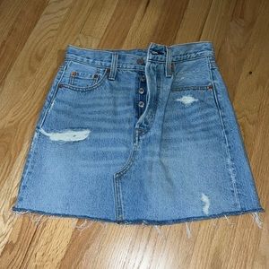 Levi’s Mini Denim Skirt